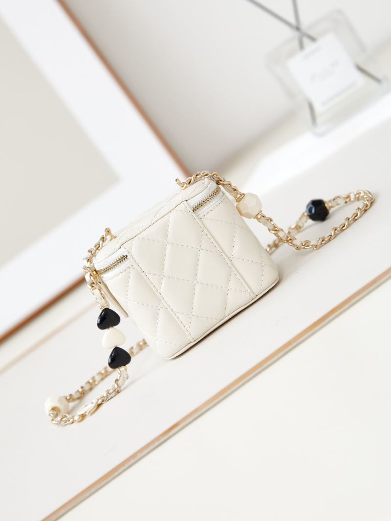 Ch**el cosmetic bags